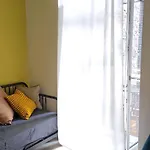 Stylish 2 Bed In Kazimierz, Near Wawel Castle Apartman